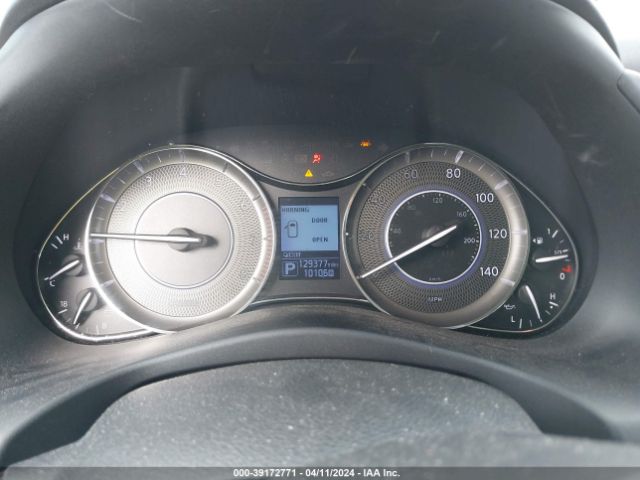 JN8AZ2NF7H9647185 Infiniti QX80