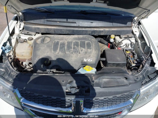 3C4PDCBG4JT251185 Dodge Journey Sxt