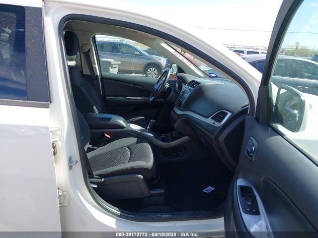3C4PDCBG4JT251185 Dodge Journey Sxt