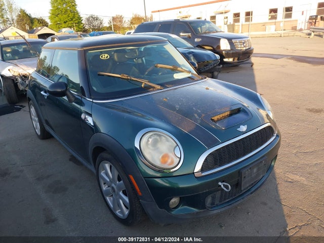 2007 MINI COOPER S WMWMF73517TL85817 Photo 0