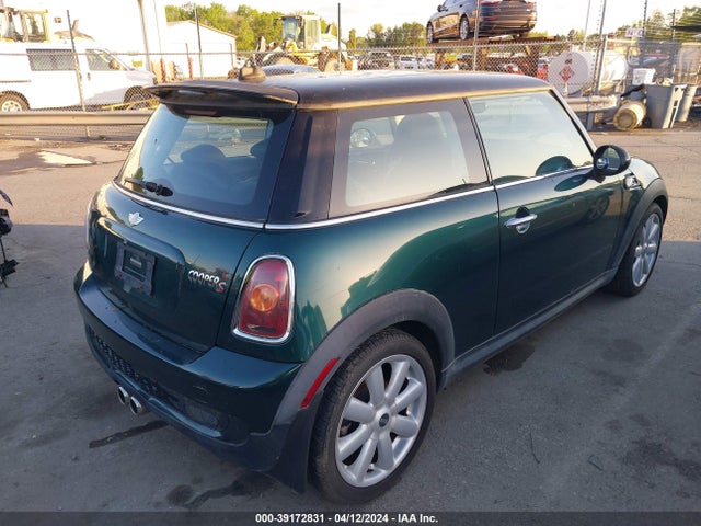 2007 MINI COOPER S WMWMF73517TL85817 Photo 3