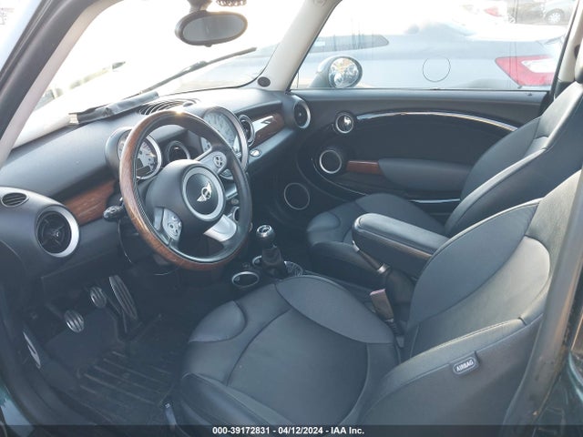 2007 MINI COOPER S WMWMF73517TL85817 Photo 4