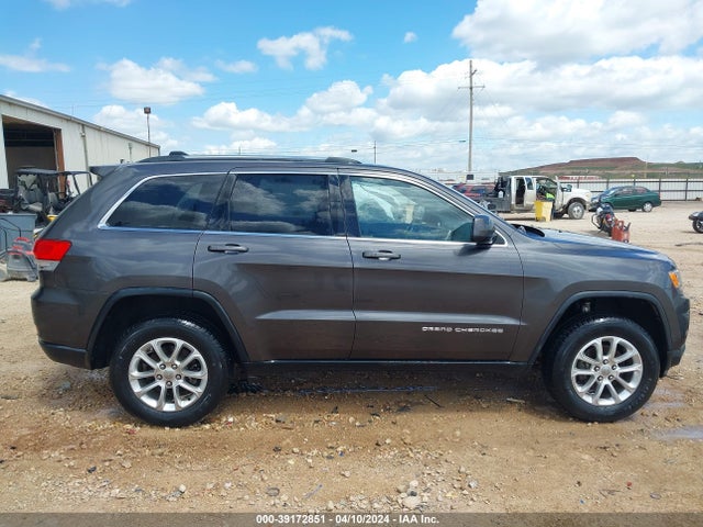 1C4RJFAG4GC395943 Jeep Grand Cherokee Laredo