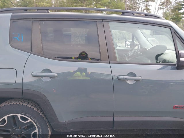 ZACCJBCT5GPD23329 Jeep Renegade Trailhawk