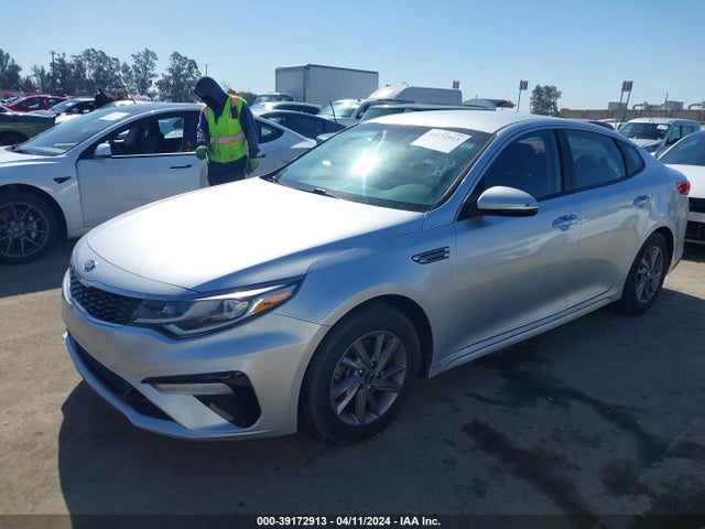 KIA Optima Lx 2020 5XXGT4L33LG394826 Image 2
