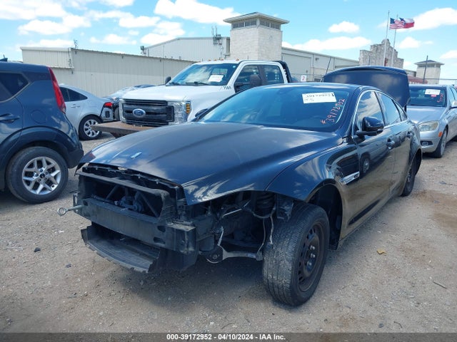 2011 JAGUAR XJ SAJWA1CB7BLV09788 Photo 1