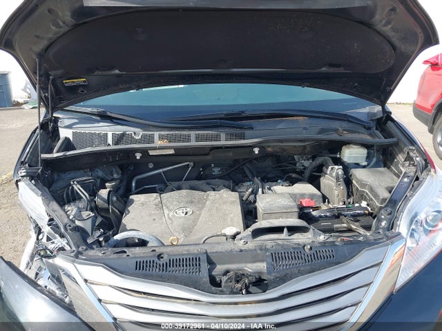 Toyota Sienna Xle 8 Passenger 2017 5TDYZ3DC4HS832593 Image 10