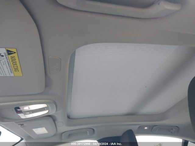 7JRL12TK8RG297303 Volvo S60 B5 Core Dark Theme