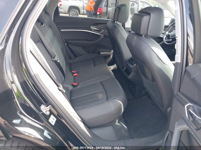 WA1LAAGEXPB008018 Audi E-tron Premium Plus Quattro
