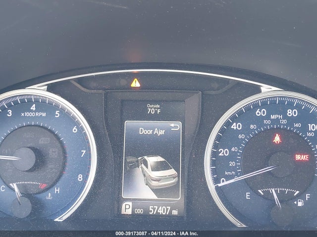 Toyota CAMRY LE 2016 4T4BF1FK6GR579957 Image 16