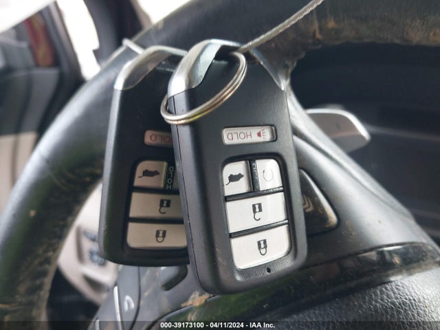 Honda Pilot Touring 2017 5FNYF5H96HB013253 Image 11