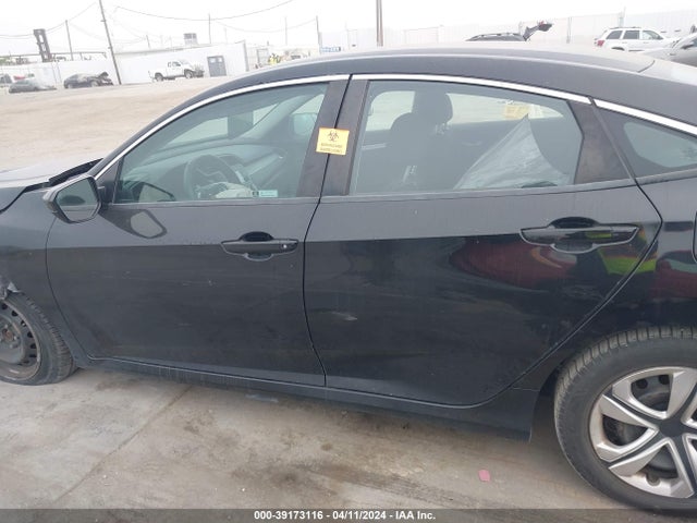 Honda Civic Lx 2018 2HGFC2F50JH609779 Image 13
