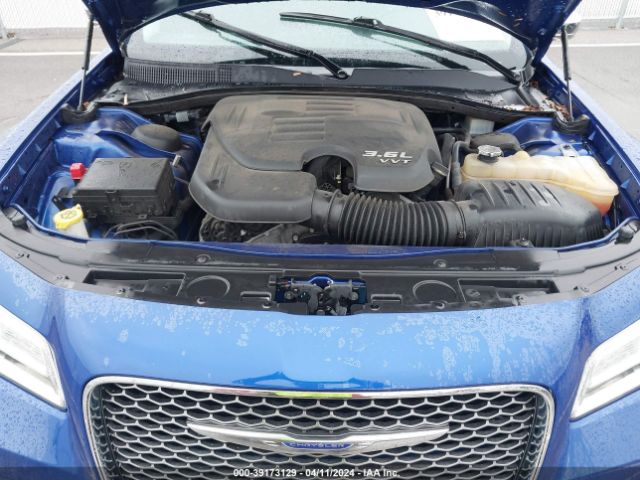 2C3CCAKG2KH722786 Chrysler 300 Limited Awd