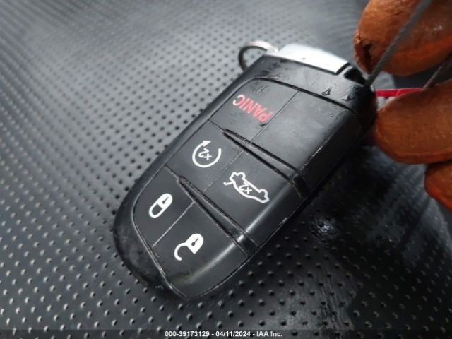 2C3CCAKG2KH722786 Chrysler 300 Limited Awd