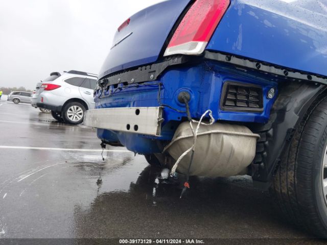 2C3CCAKG2KH722786 Chrysler 300 Limited Awd