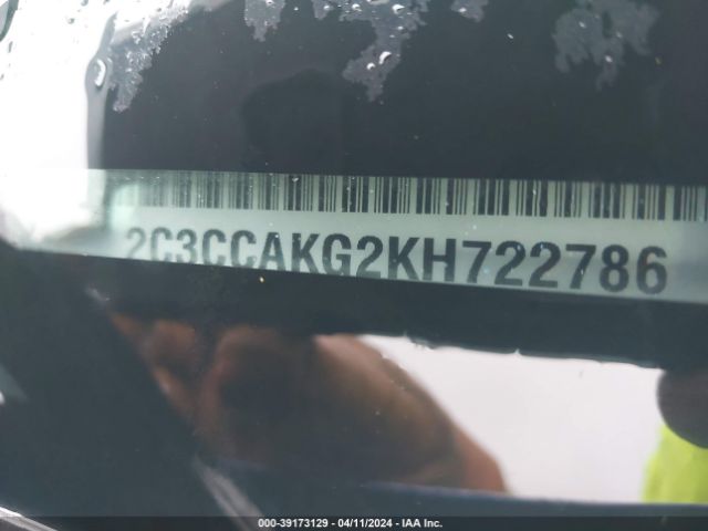 2C3CCAKG2KH722786 Chrysler 300 Limited Awd