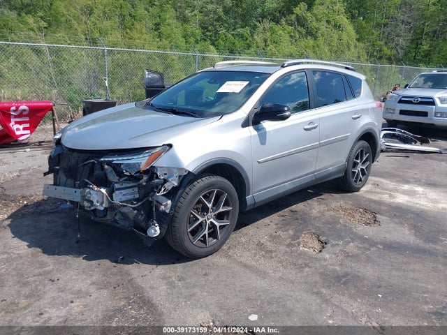 Toyota RAV4 SE 2017 2T3NFREV7HW354179 Image 2