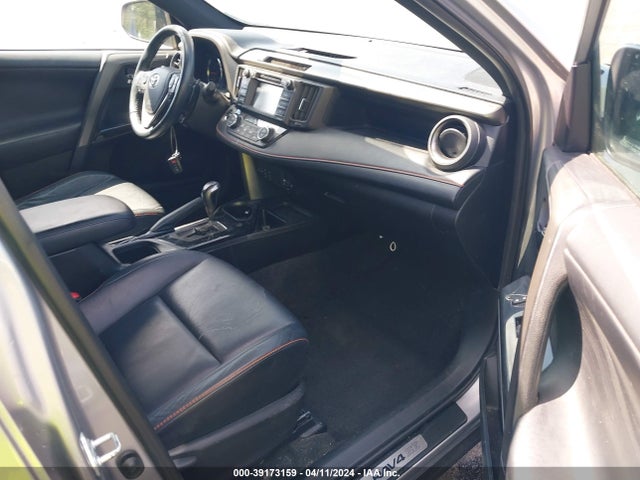 Toyota RAV4 SE 2017 2T3NFREV7HW354179 Image 5