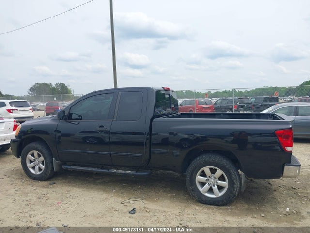 Nissan TITAN SV 2014 1N6BA0CA4EN515326 Image 14