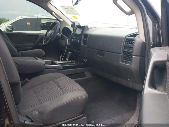 Nissan TITAN SV 2014 1N6BA0CA4EN515326 Image 5