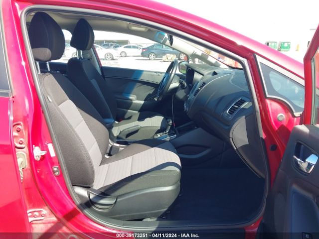 3KPFL4A77JE213315 KIA FORTE S