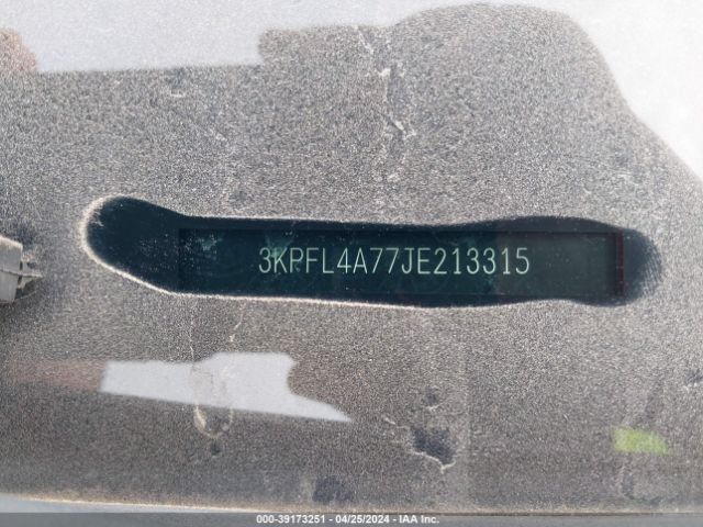 3KPFL4A77JE213315 KIA FORTE S
