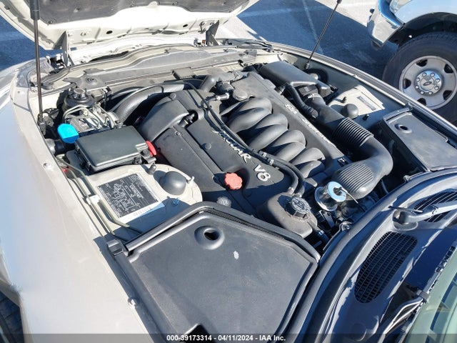 1997 JAGUAR XK8 SAJGX5747VC006322 Photo 9