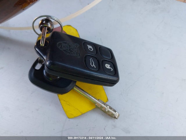 1997 JAGUAR XK8 SAJGX5747VC006322 Photo 10