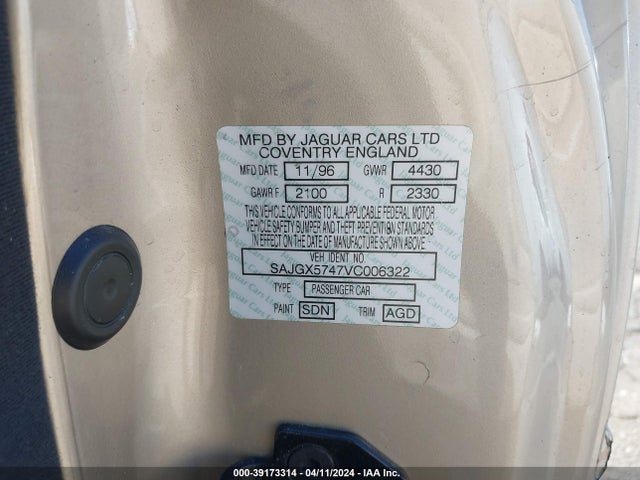 1997 JAGUAR XK8 SAJGX5747VC006322 Photo 8