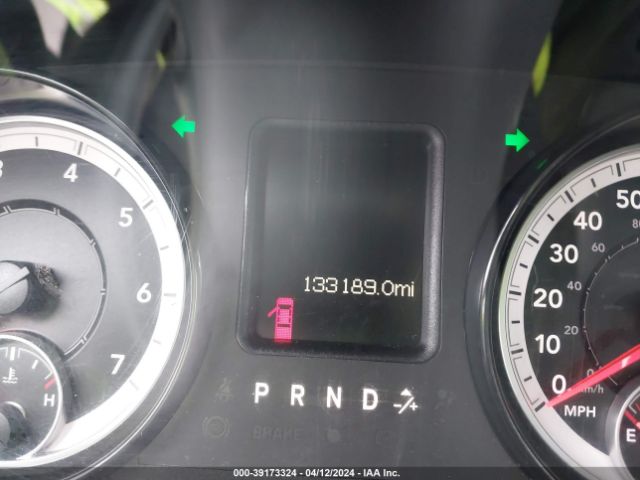 1C6RR7LTXJS221677 RAM 1500 Slt