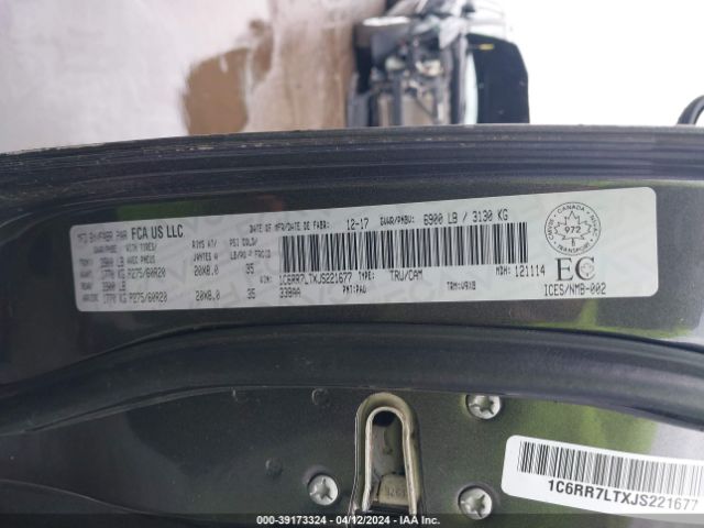 1C6RR7LTXJS221677 RAM 1500 Slt
