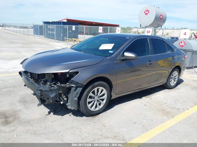 Toyota CAMRY LE 2016 4T4BF1FK2GR571323 Image 2