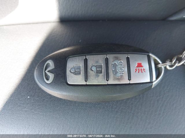JN1BY1AR0FM561176 Infiniti Q70 3.7x