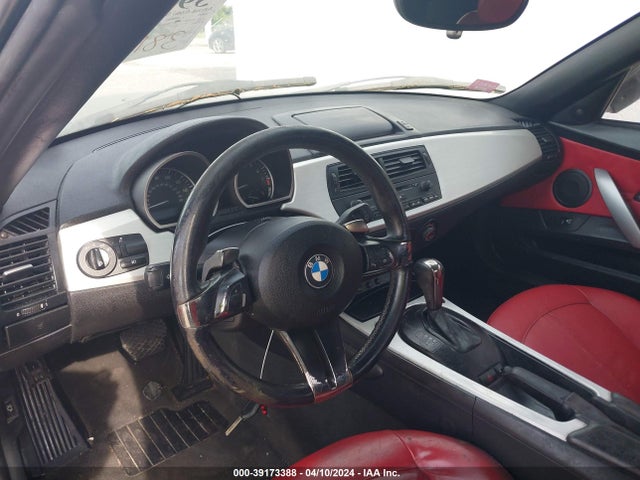 Продаж на аукціоні авто 2006 Bmw Z4 3.0si, vin: 4USBU53516LX00323, номер лоту: 39173388