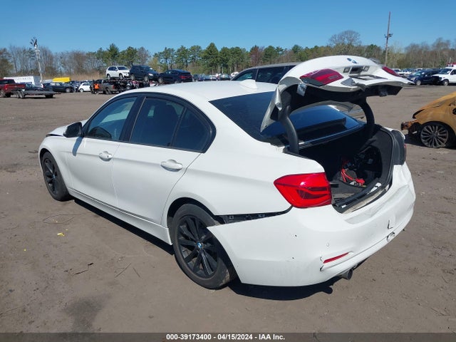 WBA8E5G59GNU20207 BMW 320i Xdrive