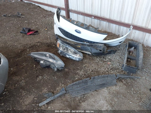 Ford ESCAPE S 2022 1FMCU0F68NUB10111 Image 12