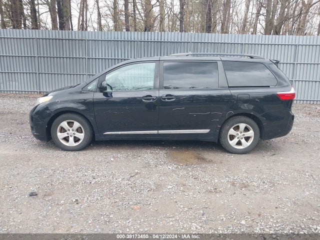 Toyota Sienna Le 8 Passenger 2015 5TDKK3DC9FS655904 Image 14