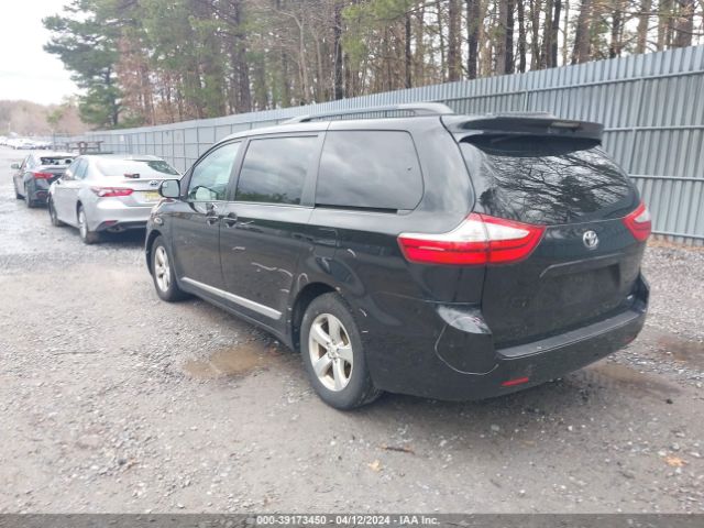 2015 TOYOTA SIENNA 5TDKK3DC9FS655904 Photo 2