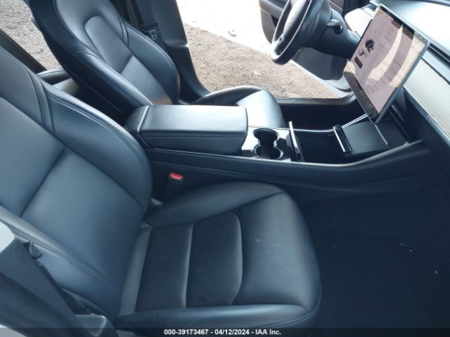 5YJ3E1EB8JF092461 Tesla Model 3 Long Range/performance
