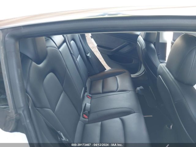 5YJ3E1EB8JF092461 Tesla Model 3 Long Range/performance