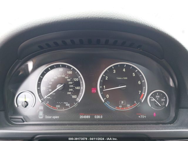 WBA5A5C51ED502424 BMW 528I