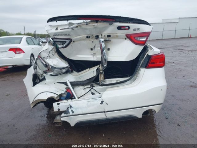 1N4AA6AP5GC403700 Nissan Maxima 3.5 Sr