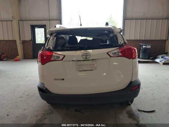 Toyota RAV4 LE 2015 2T3ZFREV8FW135844 Image 16