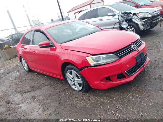2014 3VWLL7AJ8EM355553 main image