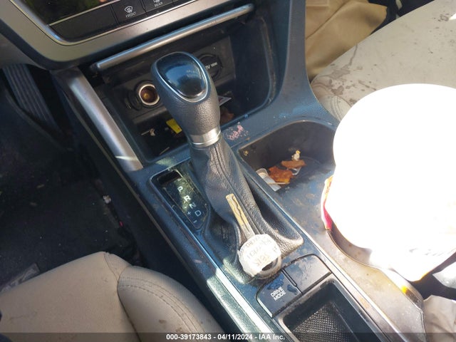Hyundai SONATA SE 2017 5NPE24AF8HH595401 Image 11