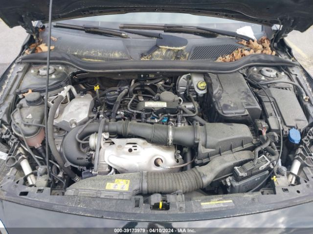 SJKCH5CP0JA056721 Infiniti Qx30 Luxury