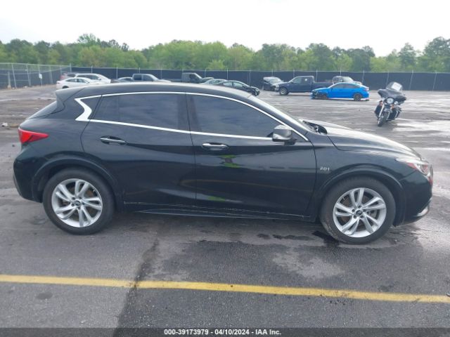 SJKCH5CP0JA056721 Infiniti Qx30 Luxury