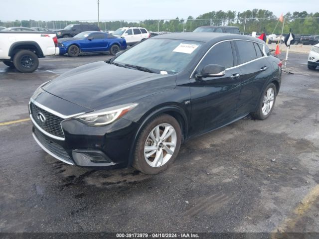 SJKCH5CP0JA056721 Infiniti Qx30 Luxury