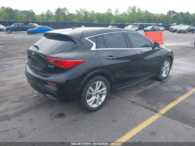 SJKCH5CP0JA056721 Infiniti Qx30 Luxury