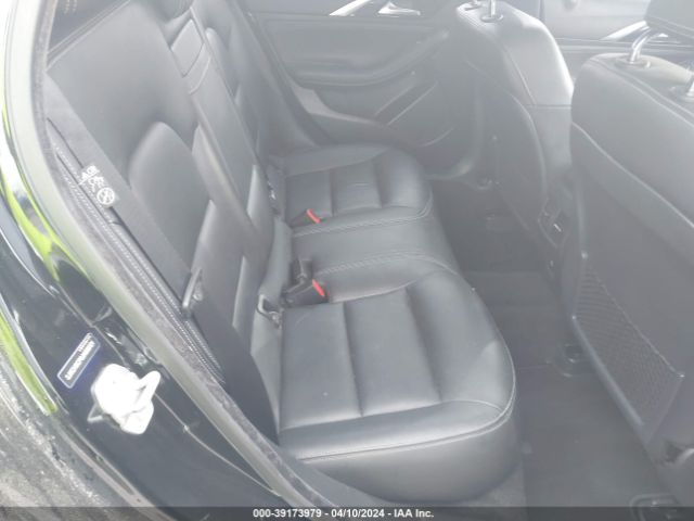 SJKCH5CP0JA056721 Infiniti Qx30 Luxury